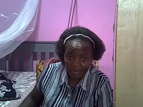 Snapshot of Ebonyceline chatting on 02/20/25, 05:40 Ebonyceline online show from 02/20/25, 05:40