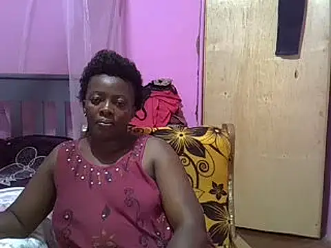 Snapshot of Ebonyceline chatting on 03/14/25, 05:46 Ebonyceline online show from 03/14/25, 05:46