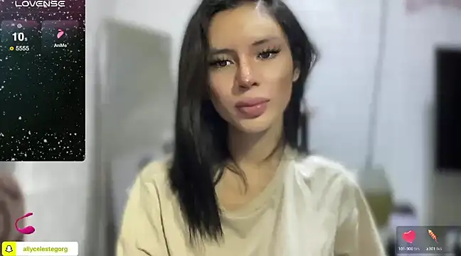 Snapshot of Lawasita48 chatting on 03/22/25, 03:30 Lawasita48 online show from 03/22/25, 03:30