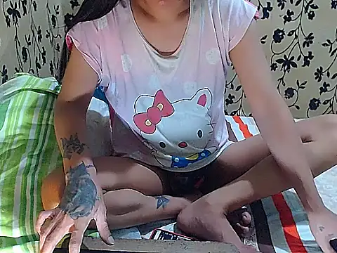 Snapshot of AsianNaughtiesMistress chatting on 11/01/25, 04:03 AsianNaughtiesMistress online show from 11/01/25, 04:03