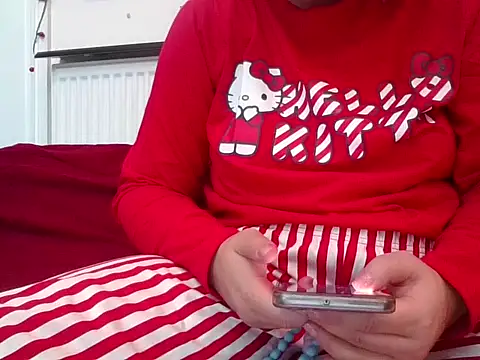 RealLittleRedRidingHood online show from 11/13/25, 09:52