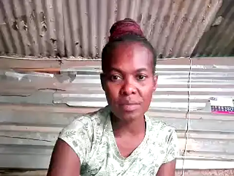 Snapshot of hairybushpussyxx1 chatting on 12/13/24, 02:38 hairybushpussyxx1 online show from 12/13/24, 02:38