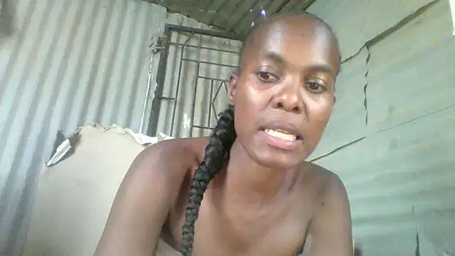 Snapshot of hairybushpussyxx1 chatting on 01/04/25, 12:38 hairybushpussyxx1 online show from 01/04/25, 12:38