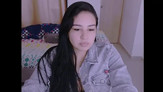 Snapshot of _anastasia chatting on 12/20/24, 05:51 anastasia online show from 12/20/24, 05:51