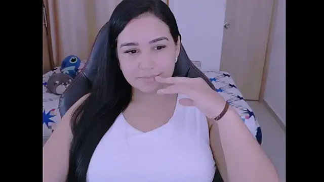 Snapshot of _anastasia chatting on 01/16/25, 06:48 anastasia online show from 01/16/25, 06:48