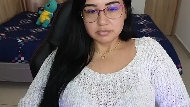 Snapshot of _anastasia chatting on 02/22/25, 10:09 anastasia online show from 02/22/25, 10:09