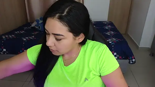 Snapshot of _anastasia chatting on 03/08/25, 06:47 anastasia online show from 03/08/25, 06:47