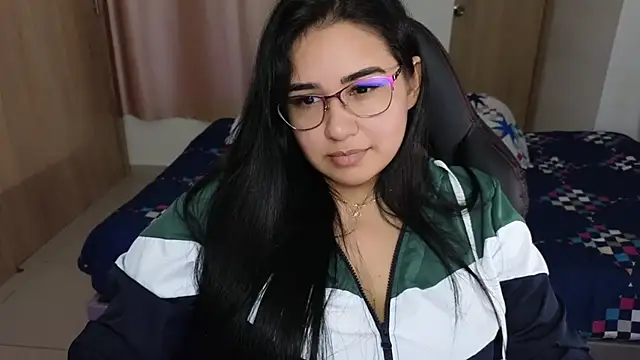 Snapshot of _anastasia chatting on 03/13/25, 08:32 anastasia online show from 03/13/25, 08:32