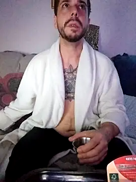 Snapshot of LoGaNfree88 chatting on 12/05/24, 04:42 LoGaNfree88 online show from 12/05/24, 04:42