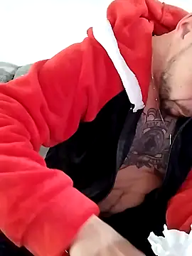 Snapshot of LoGaNfree88 chatting on 01/04/25, 02:46 LoGaNfree88 online show from 01/04/25, 02:46