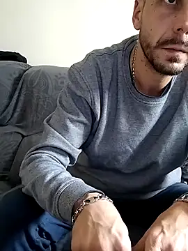 Snapshot of LoGaNfree88 chatting on 02/18/25, 10:05 LoGaNfree88 online show from 02/18/25, 10:05