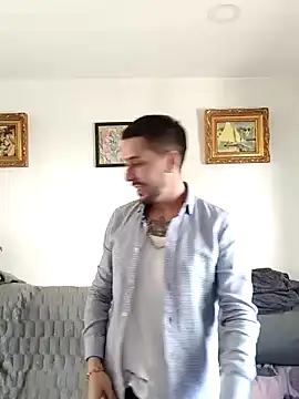 Snapshot of LoGaNfree88 chatting on 03/01/25, 01:29 LoGaNfree88 online show from 03/01/25, 01:29