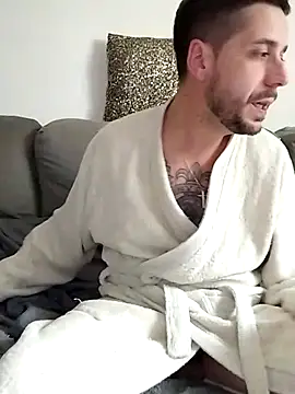 Snapshot of LoGaNfree88 chatting on 03/05/25, 03:18 LoGaNfree88 online show from 03/05/25, 03:18