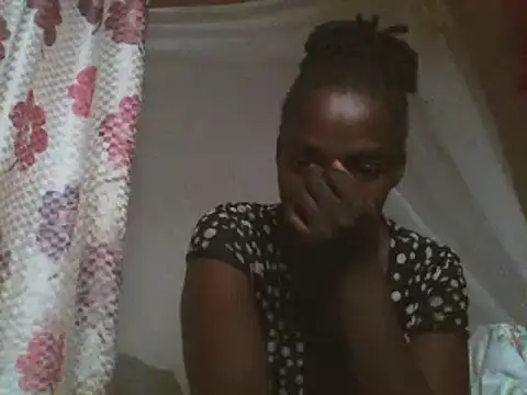 Snapshot of shape30 chatting on 02/02/25, 05:21 shape30 online show from 02/02/25, 05:21