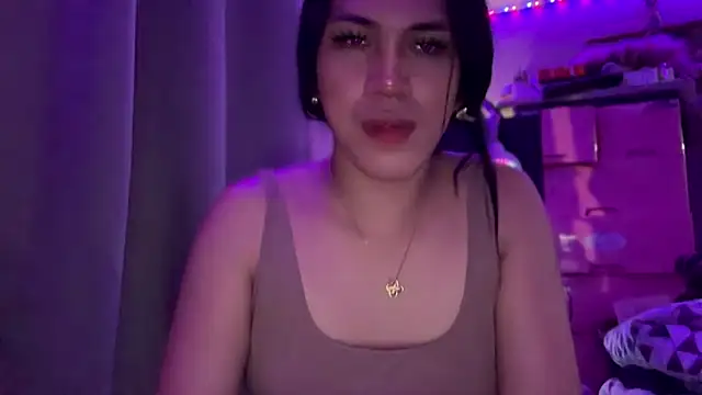 Snapshot of Ts_glamxxxx chatting on 10/25/25, 06:46 Ts glamxxxx online show from 10/25/25, 06:46