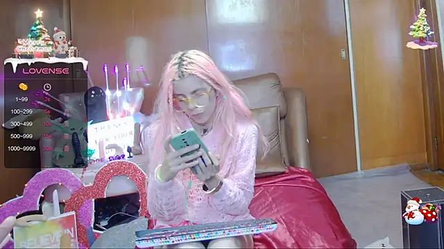 Snapshot of Skinygirl chatting on 01/31/25, 11:03 Skinygirl online show from 01/31/25, 11:03