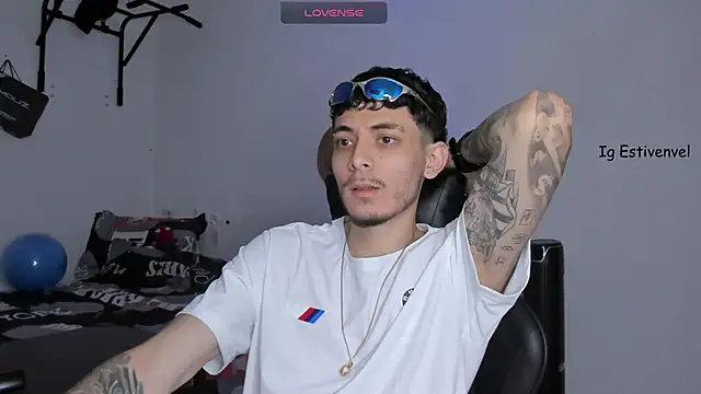 steve latin online show from 10/23/25, 03:22