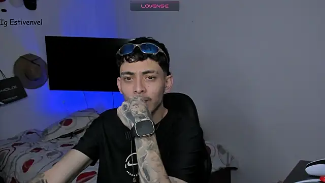 steve latin online show from 11/04/25, 05:45