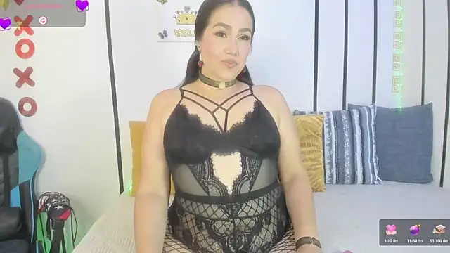 yelenaowens online show from 10/01/25, 01:33