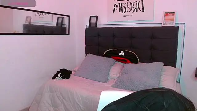 vaness weet online show from 10/30/25, 08:09