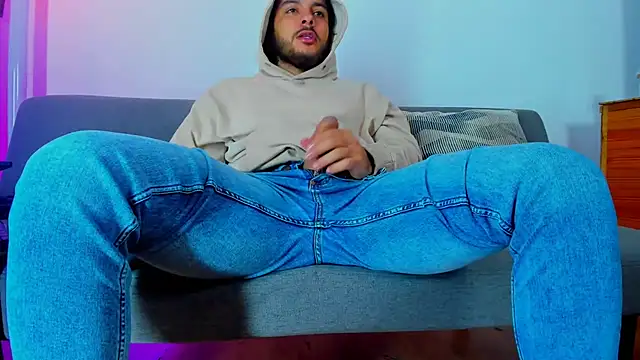 tuyo1995 online show from 11/26/25, 03:24