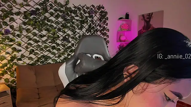 annie barozzi online show from 01/10/25, 01:31