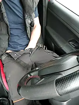 Xcoquinx online show from 03/18/25, 01:09