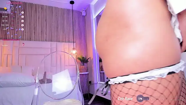 Snapshot of SaraFerrerx chatting on 03/19/25, 03:09 SaraFerrerx online show from 03/19/25, 03:09