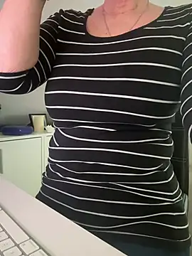 German Milf online show from 02/28/25, 10:20