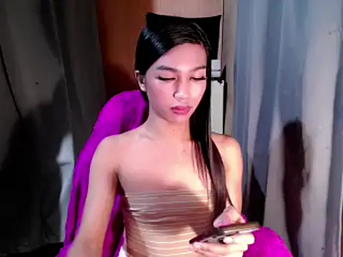 ToKeNa online show from 11/12/25, 11:21