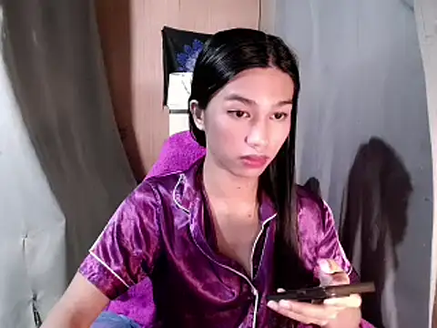 ToKeNa online show from 11/13/25, 12:15