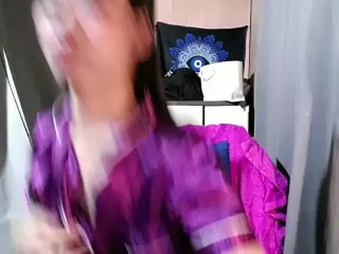 ToKeNa online show from 11/21/25, 10:58