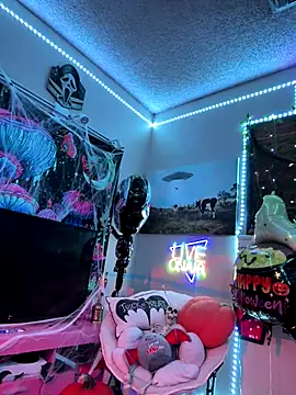 Snapshot of Cutiepiespanks chatting on 10/29/25, 12:13 Cutiepiespanks online show from 10/29/25, 12:13