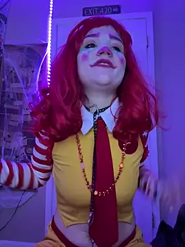 Snapshot of Cutiepiespanks chatting on 11/01/25, 06:54 Cutiepiespanks online show from 11/01/25, 06:54