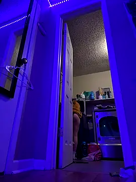 Snapshot of Cutiepiespanks chatting on 11/07/25, 02:44 Cutiepiespanks online show from 11/07/25, 02:44