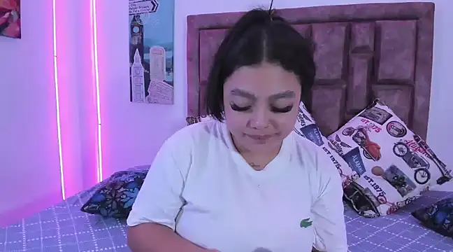Snapshot of NaughtyAnaa chatting on 12/14/24, 03:40 NaughtyAnaa online show from 12/14/24, 03:40