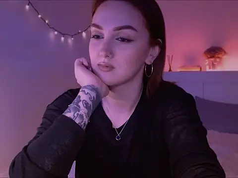 Snapshot of LilyFarey chatting on 01/31/25, 10:31 LilyFarey online show from 01/31/25, 10:31