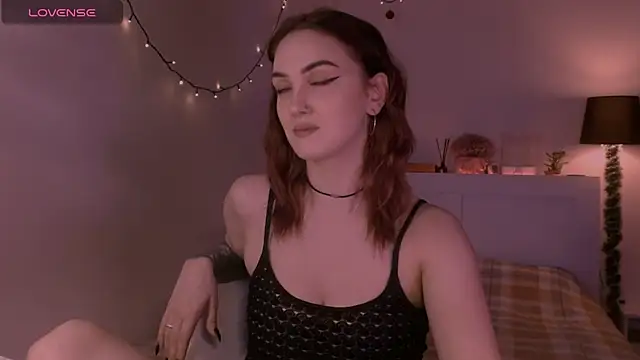 LilyFarey online show from 11/07/25, 07:36