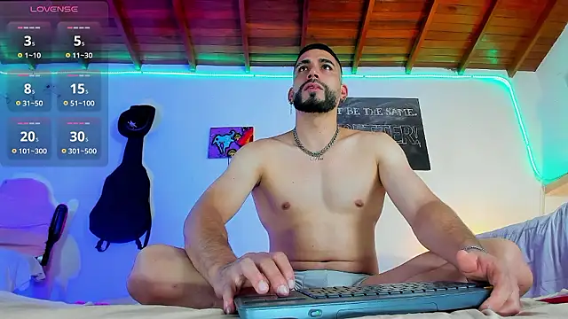 RyanCarter  online show from 12/02/24, 03:25