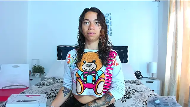 ZulyMichels online show from 03/03/25, 12:37