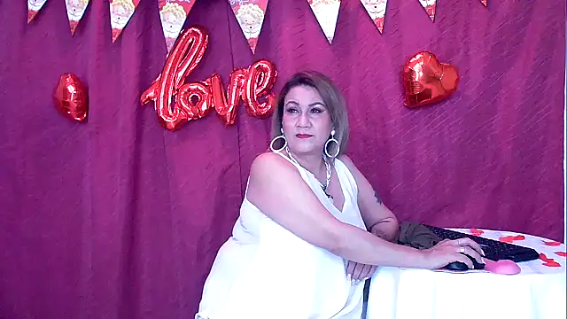 Snapshot of yayita_mature chatting on 02/09/25, 12:52 yayita mature online show from 02/09/25, 12:52
