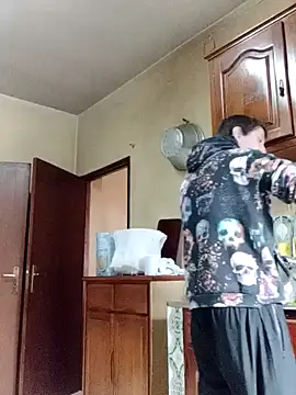 White rabbit  online show from 12/02/24, 09:02