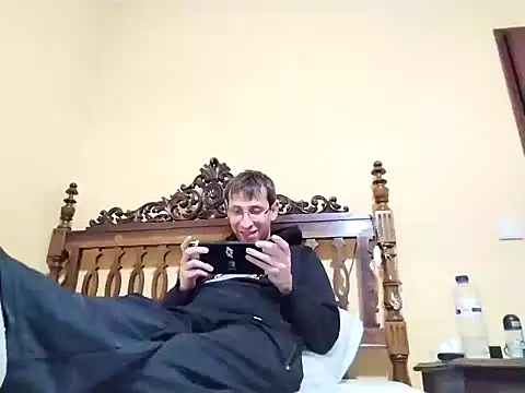 White rabbit  online show from 01/24/25, 08:43