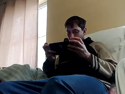 White rabbit  online show from 02/04/25, 03:04