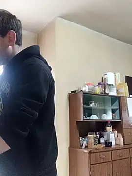 White rabbit  online show from 03/07/25, 08:34