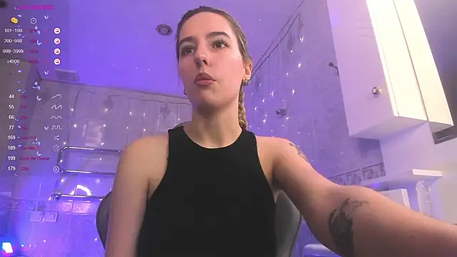 Fire moth online show from 02/25/25, 06:47