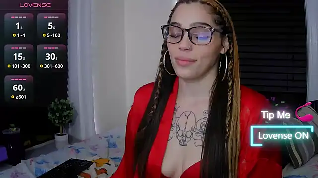 sapphirestorm8 online show from 11/09/25, 01:26