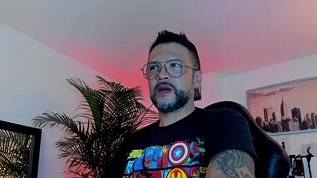 MrFrank tattoo online show from 12/12/24, 03:43