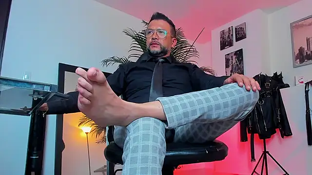 MrFrank tattoo online show from 12/13/24, 03:11