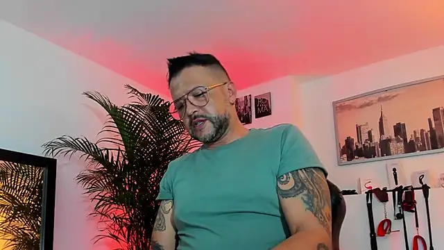 MrFrank tattoo online show from 12/21/24, 01:26